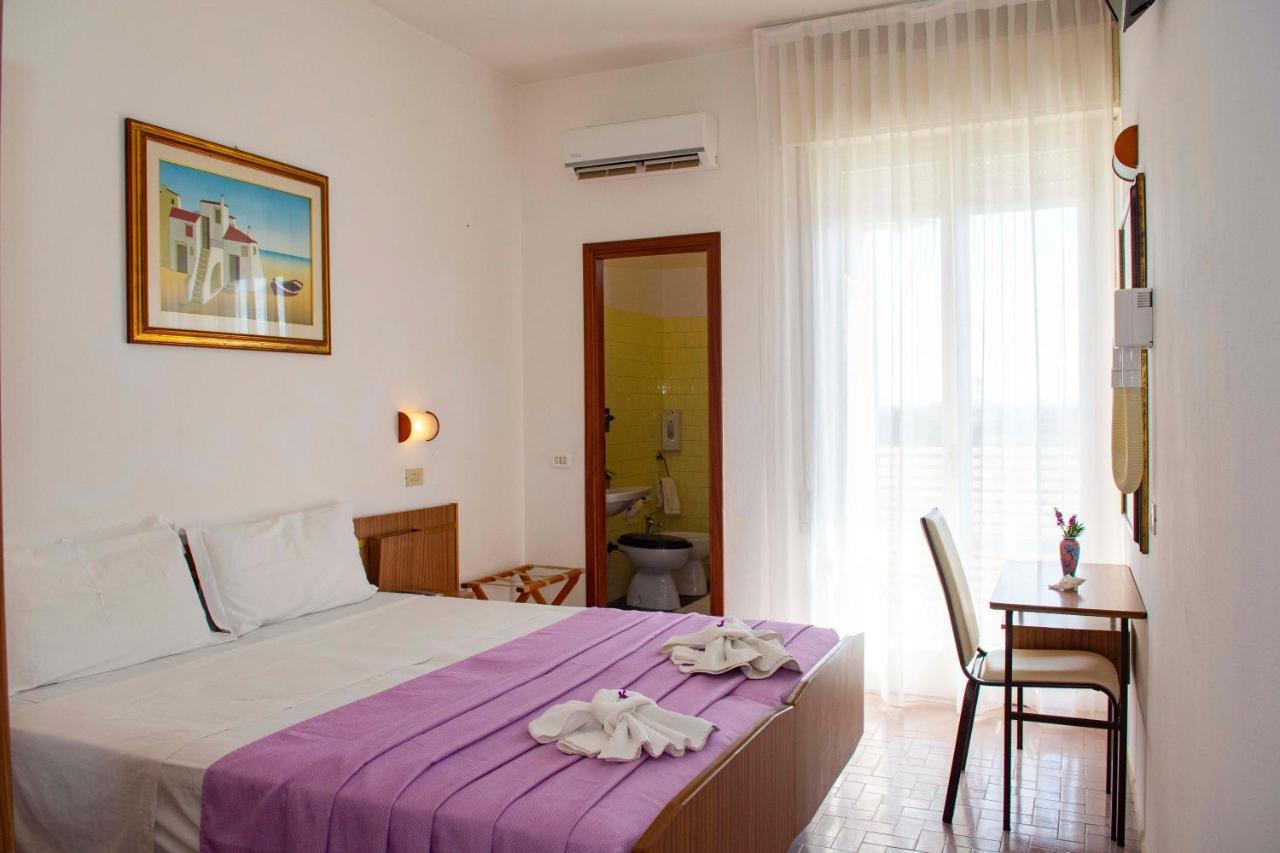 Hotel Sara*** Cesenatico Dış mekan fotoğraf
