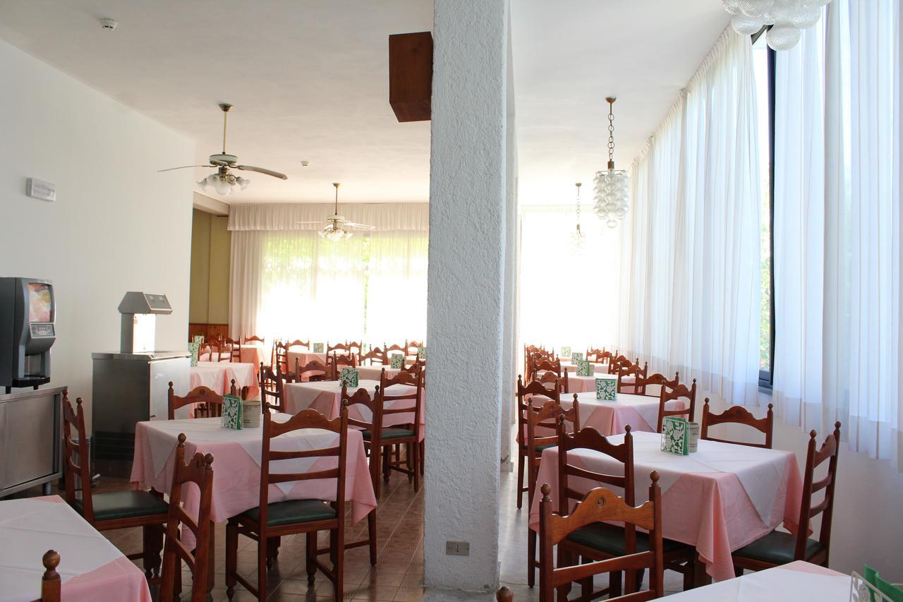 Hotel Sara*** Cesenatico Dış mekan fotoğraf