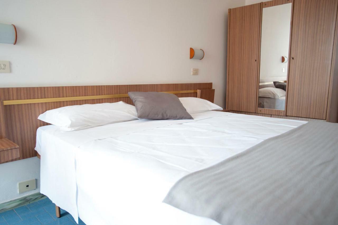 Hotel Sara*** Cesenatico Dış mekan fotoğraf